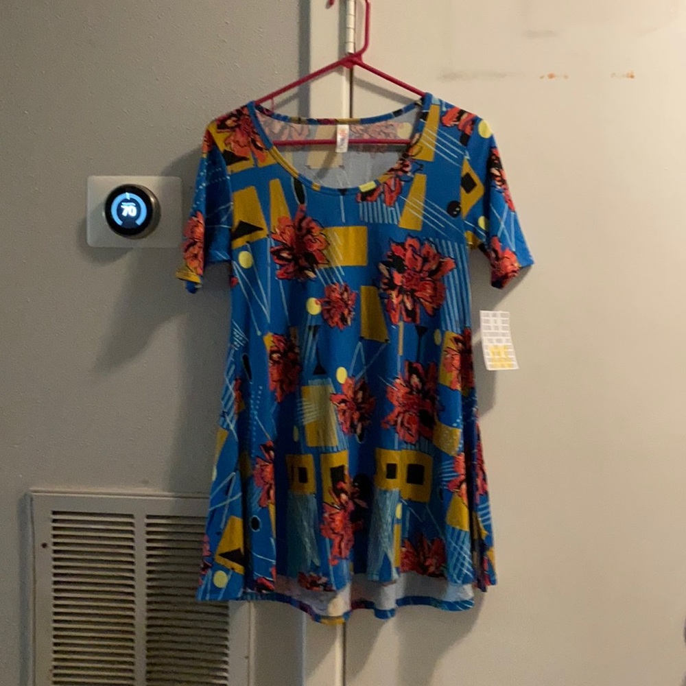 LulaRoe Perfect T